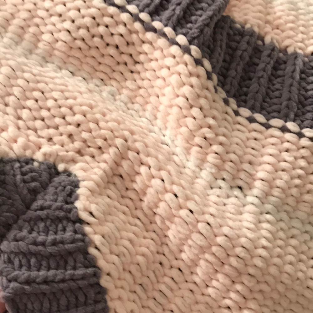 Chenille hoody - Picture 6 of 6